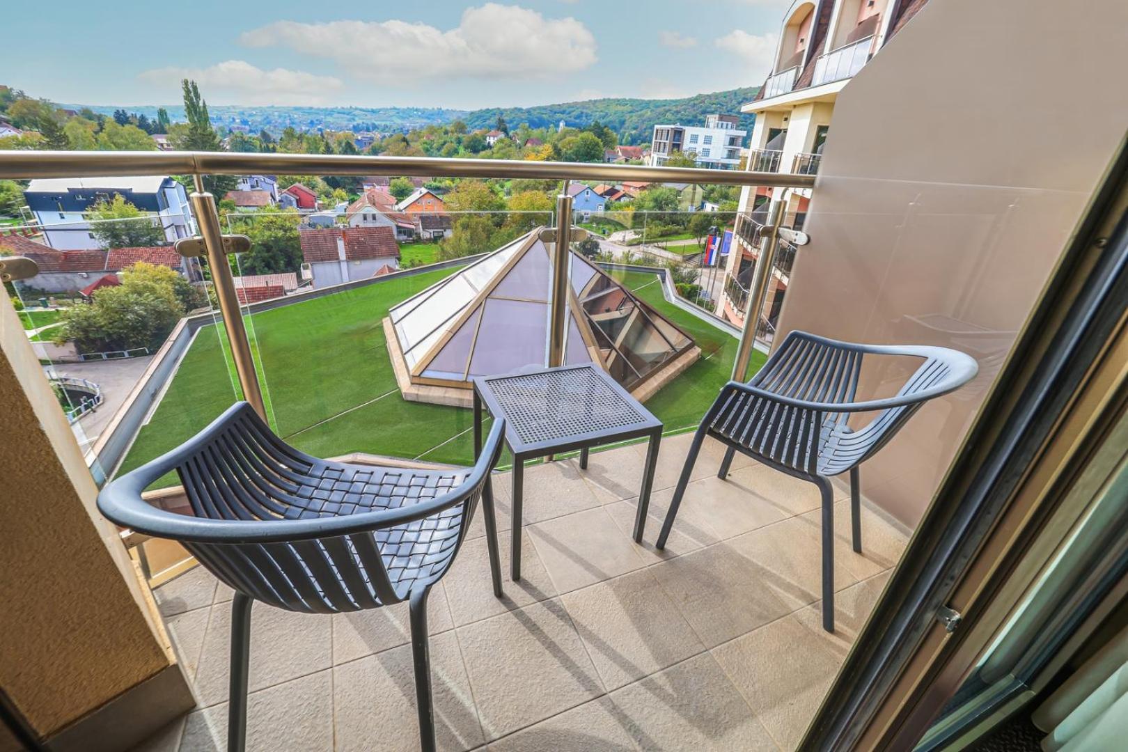 Hotel Premier Aqua - Adults Only Vrdnik Exteriér fotografie A balcony